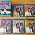 Miami Vice: The Complete Collection (25 x Blu-ray) - pikkukuva 5