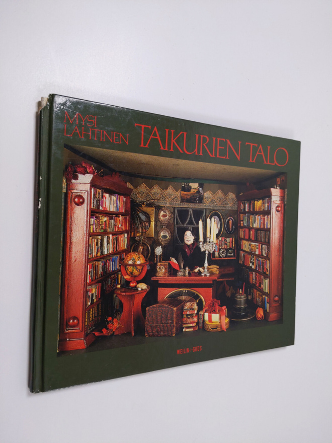Mysi Lahtinen : Taikurien talo