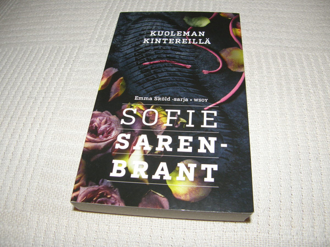 Sofie Sarenbrant Kuoleman kintereillä  -pok