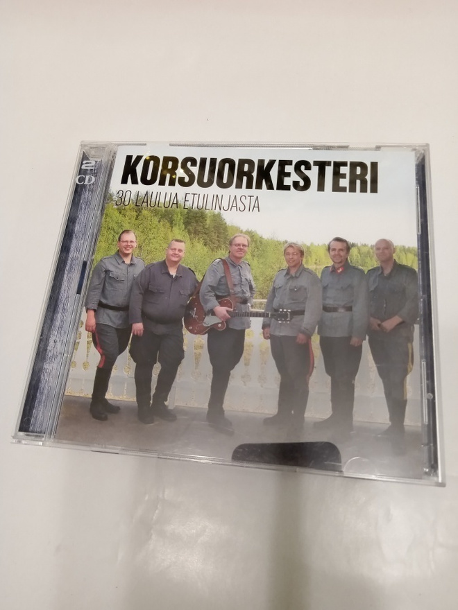 2CD KORSUORKESTERI - 30 Laulua Etulinjasta (Sis.postikulut )