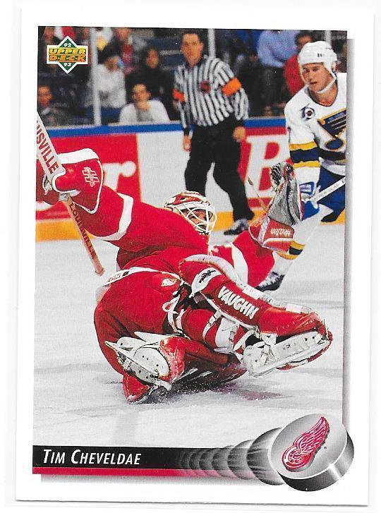 1992-93 Upper Deck #197 Tim Cheveldae Detroit Red Wings MV