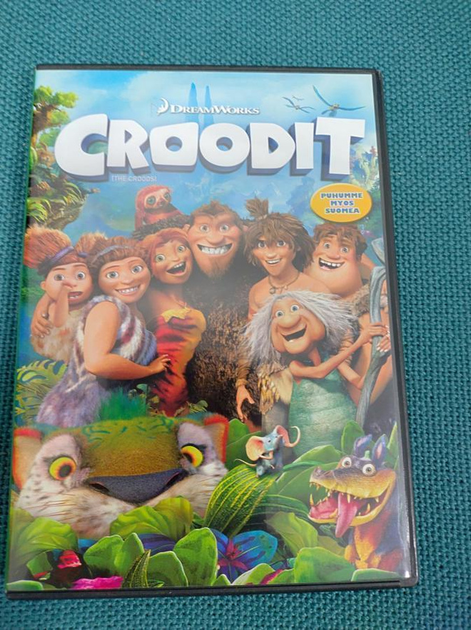 CROODIT (FI -PUHE)***