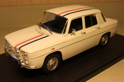 Renault 8 gordini -64 1:24 ALE!