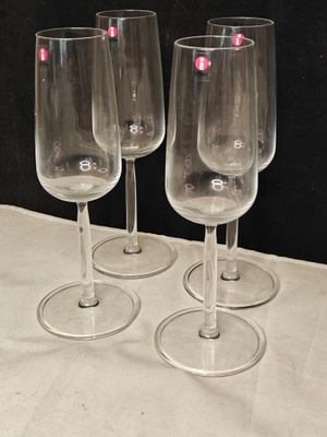 4 kpl Iittala Essence kuohuviinilasi