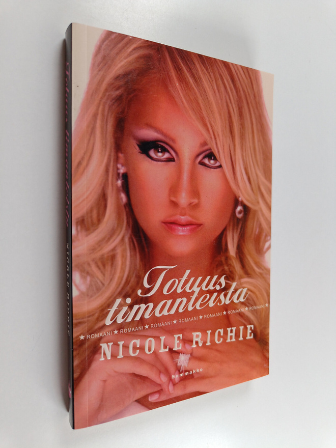 Elina Koskelin ym. : Totuus timanteista