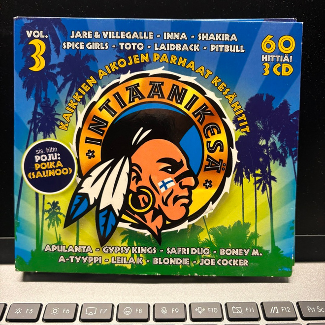 ERI ESITTÄJÄT - Intiaanikesä Vol. 3  (3-cd digipak)