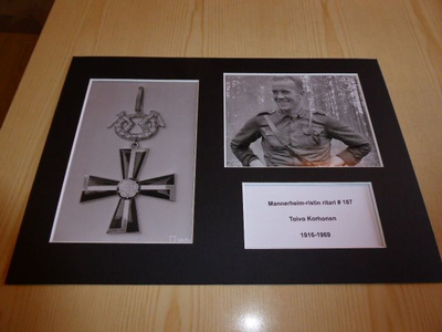 Mannerheim-ristin ritari valokuvat A4 paspis