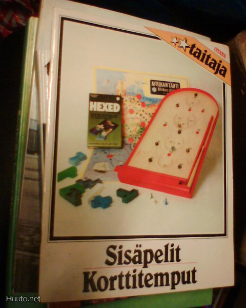 TAITAJA -kirja : SISÄPELIT / KORTTITEMPUT (1.p.1982) Sis.pk