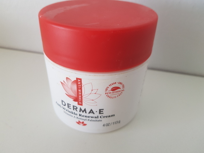 DERMA E Anti-Wrinkle Renewal Cream/ Ryppyjä ehkäisevä voide