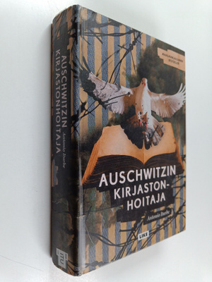Antonio Iturbe : Auschwitzin kirjastonhoitaja