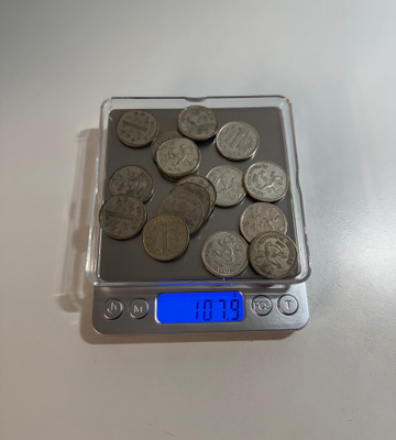 107,9g erä hopea markkoja