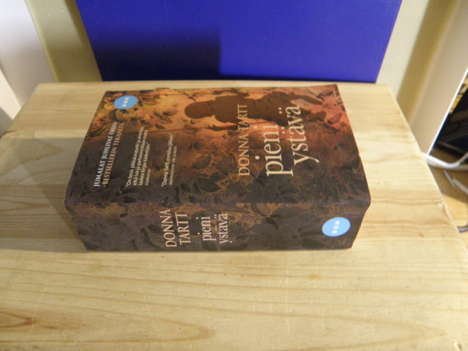 Donna Tartt Pieni ystävä (nidottu)