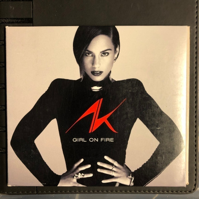 ALICIA KEYS - Girl On Fire  digipak- cd-albumi