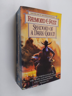 Raymond E Feist : Shadow of a Dark Queen