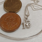Hopea riipus number 13 × sydän ketjulla - pikkukuva 5