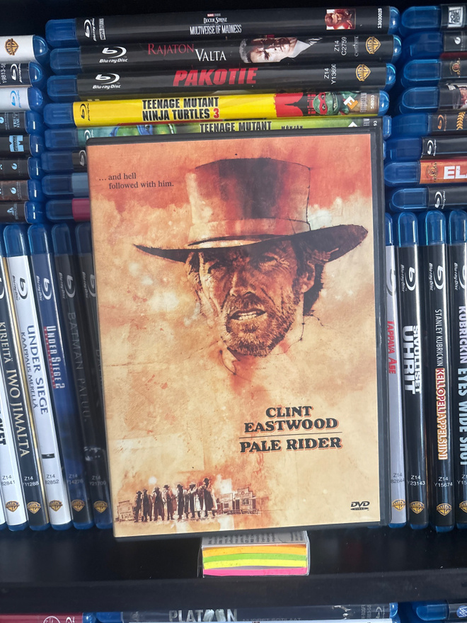 Kalpea ratsastaja (1999) Clint Eastwood