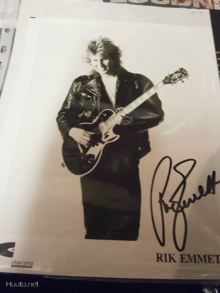 TRIUMPH RIK EMMETT B/W PROMOKUVA + PRESS KIT NIMMARILLA