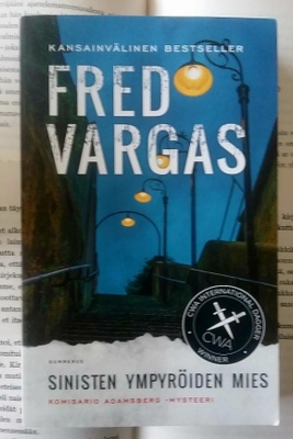Fred Vargas - Sinisten ympyröiden mies (pokkari)