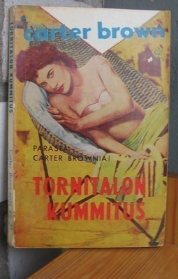 Carter Brown 39: Tornitalon kummitus, 127 s.