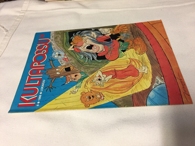 KULTAPOSSU LEHTI 8/1988 HIENO