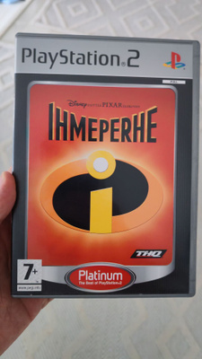 Ihmeperhe PS2 Playstation 2 peli