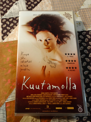 Kuutamolla (VHS)