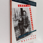 Eva Hoffman : Lost in translation : a life in a new language - pikkukuva 1