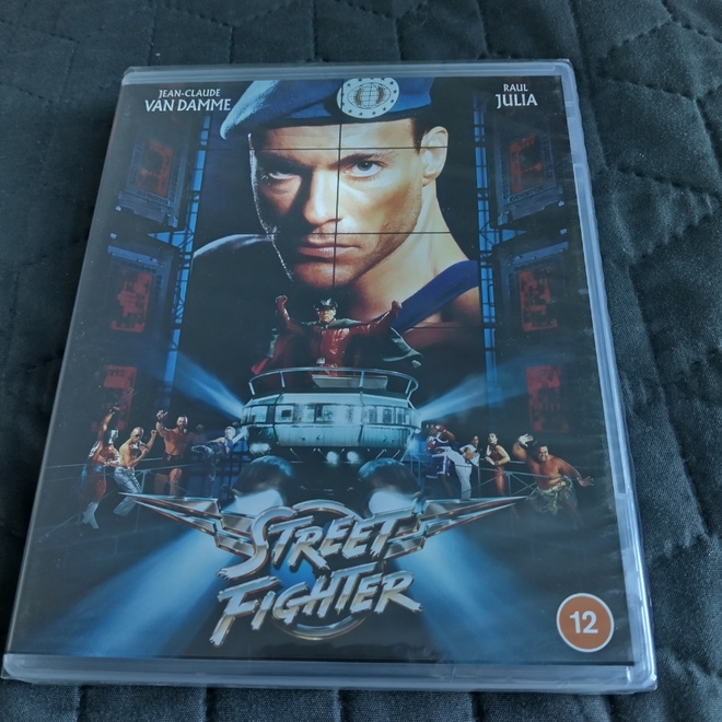 Street Fighter Blu-ray **muoveissa**
