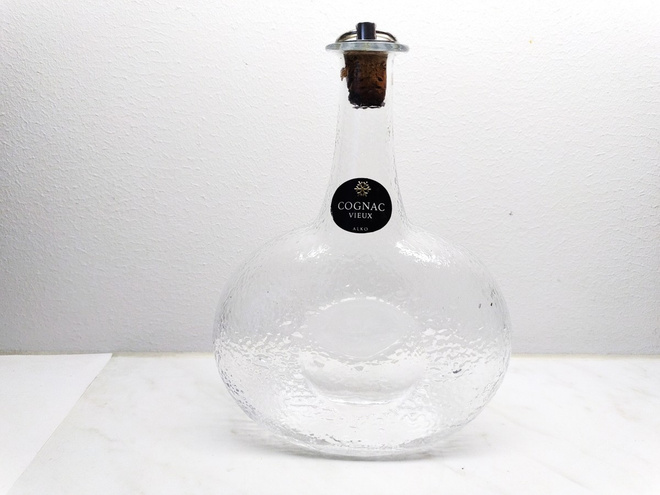 Tapio Wirkkala Cognac juhlapullo hopeakorkilla 925
