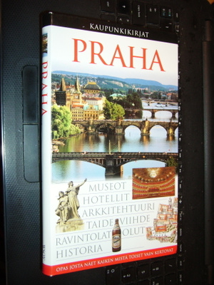 Kaupunkikirjat PRAHA ( 3 uud. p. 2005 ) sis. postikulun