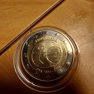 Kypros 2009 EMU 2 € juhlaraha rullasta