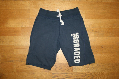 H&M L.O.G.G t.sin collegeshortsit 128
