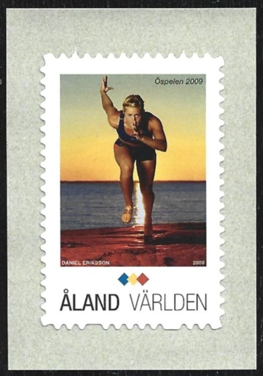 Åland 2009 V 4  Saarikisat  Världen ** LaPe Å OK 4