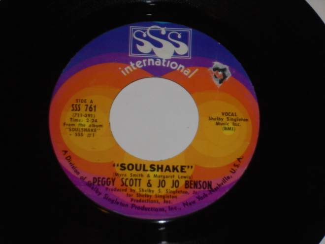 7" PEGGY SCOTT & JO JO BENSON - Soulshake - single 1969 EX
