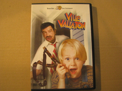 VILLE VALLATON ( Christopher Lloyd )
