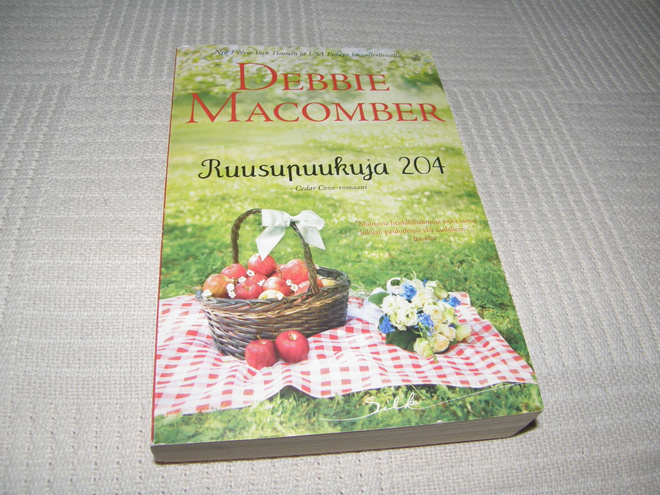 Debbie Macomber Ruusupuukuja 204  -nid