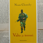 Noam Chomsky - Valta ja terrori (pokkari) - pikkukuva 1