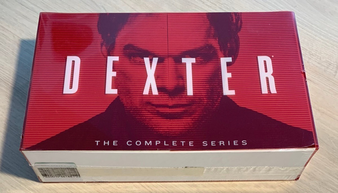 DEXTER (2006-2013) koko sarja keräilyboksissa (UUSI)