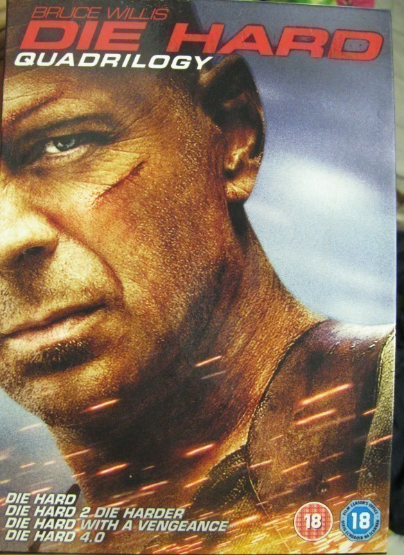 DIE HARD QUADRILOGY DVD BOKSI