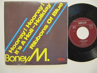 Boney M. Hooray! Hooray! It's A Holi-Holiday 7" sinkku