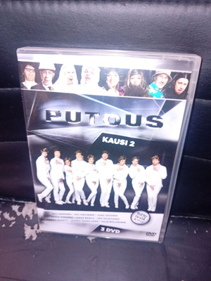 3dvd PUTOUS kausi 2 ( SIS POSTIKULU