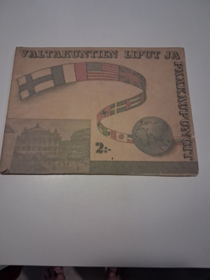 Valtakuntien liput ja pääkaupingit. 1938. Albumi.