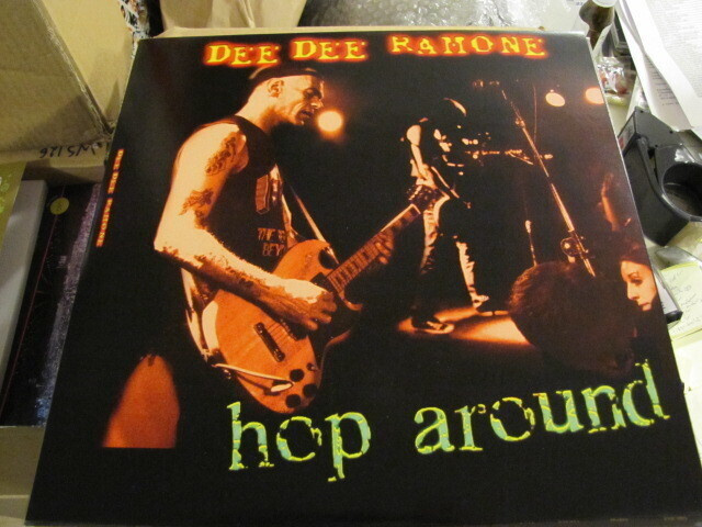 Dee Dee Ramone Hop around lp uusi Suomi 2002 punk ramones