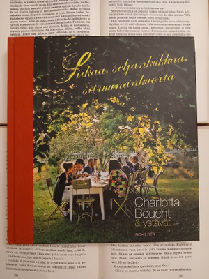 Charlotta Boucht - Siikaa, seljankukkaa, sitruunankuorta