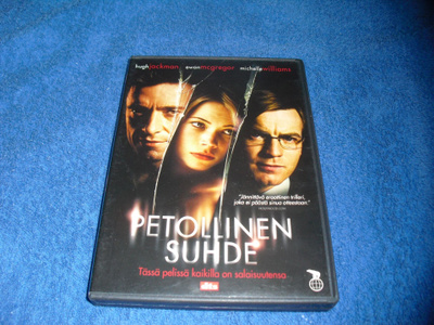 PETOLLINEN SUHDE (Ewan McGregor)***