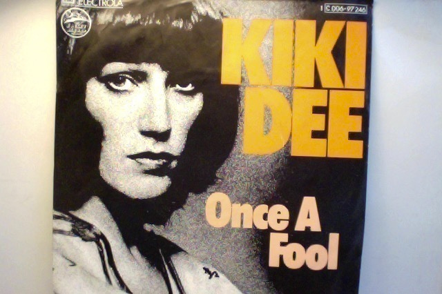 KIKI DEE  ::  ONCE A FOOL  ::  VINYYLI  7"   UUSI   1975  !!