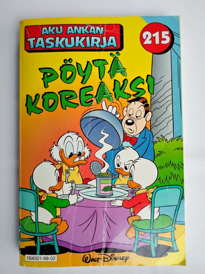 Pöytä koreaksi - Aku Ankka taskukirja 215