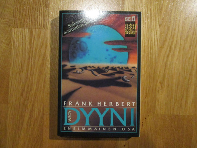 FRANK HERBERT Dyyni ENSIMMÄINEN OSA WSOY SciFi BESTseller ku