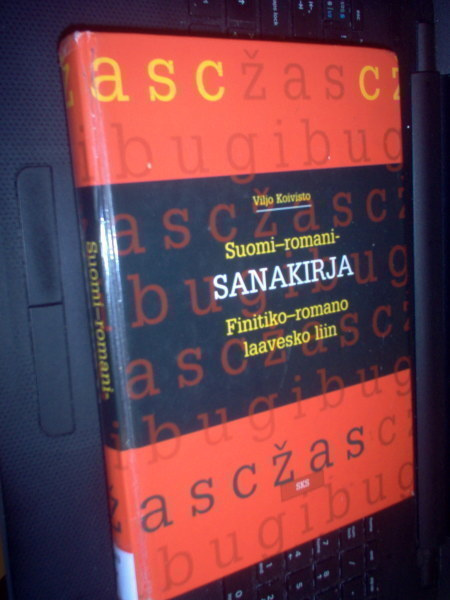 Suomi-Romani sanakirja ( 1 p. 2001 ) Sis. postikulut