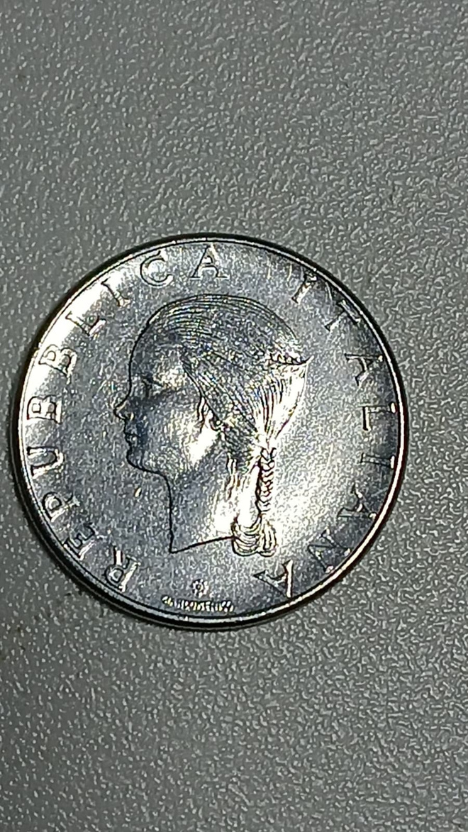 979 100 lira  italia